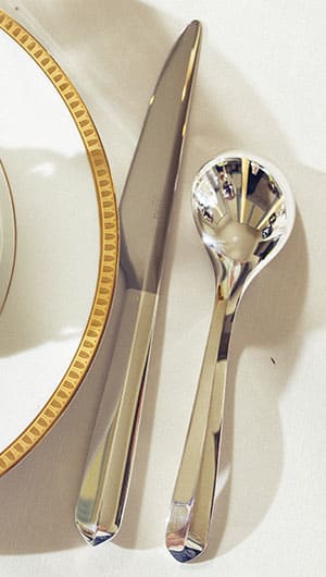 Large universal spoon