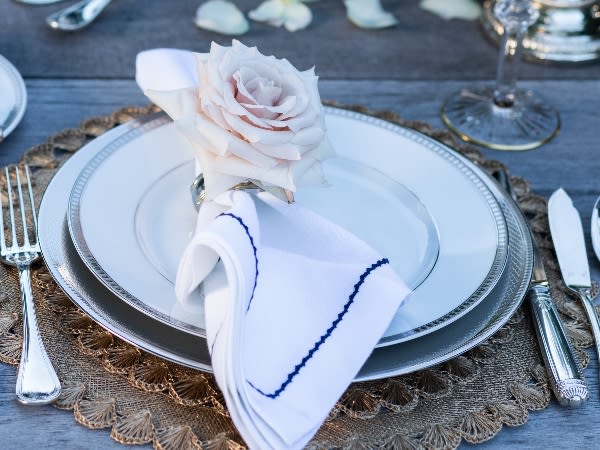 Set a special table Set a special table